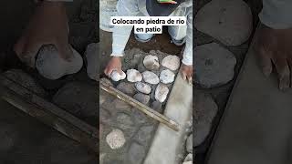 cómo colocar piedra de río en patios y banqueta #cemento #construction #piedra