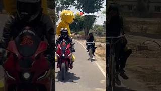 cute girl 🤣😻 #shorts #viral #reaction #motovloger #crash #automobile #rider #dkuprider