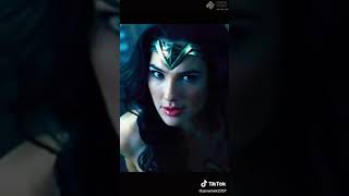 #slideshow #wonderwoman #galgadot