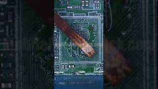 How to Remove Kingstone eMCP from Mobile PCB #shorts #HowToRemoveKingstoneEmcp #solderingtips