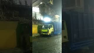 proses bongkar muat tebu pg krebet