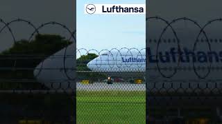 Taxiing / Lufthansa Jumbo 747-8 (part I)