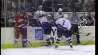 Simon sticks Fedorov 04-12-96