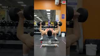 Dumbbell bench press Mistake's ‼️⚠️😱🔥|stop doing this follow Correct 💯 forms..#shorts #viral