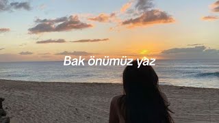 Simge - Önümüz Yaz (Şarkı Sözleri)