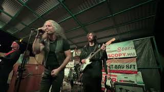 Playing Perfect Strangers live with Cry Free (Deep Purple Cover)