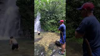 air terjun dalam rimba dinginnya ruar biasa