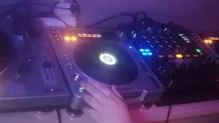 dj wiix & dj axel va être en direct !