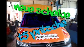 VW T5 Pritsche bekommt eine neue Frontscheibe. Und wie man keine Scheibenwischer wechseln sollte😄 😄