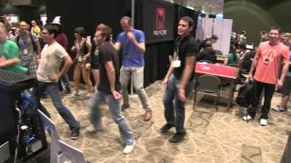 [HD] PAX Prime 2012 - NZXT and Jason Wishnov (aka Nocturne from LoL) Lead Gangnam Style Dance Off!