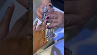 Here’s a TUTORIAL on how to remove #acrylicnails #nails #salon #nailsofinstagram #removal #diml