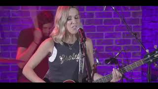 Sheryl Crow - "Heartbeat Away" - Live @ Iridium (6 Sep 2017)