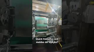 Quem trabalha com moldes de injeção? #shorts #usinagem #centrodeusinagem #moldes #injeçãoplástica