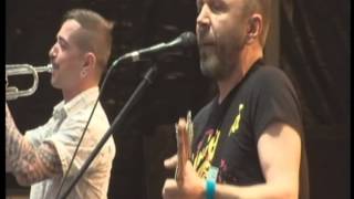 LENINGRAD — Two women (LiVE @ Sziget festival 12.08.2012)