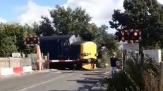 Class 37 through Wokingham