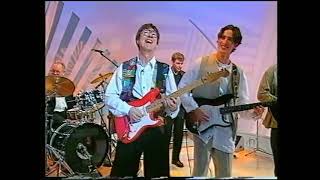 Hank Marvin & Brian Bennett - Pebble Mill - 1994