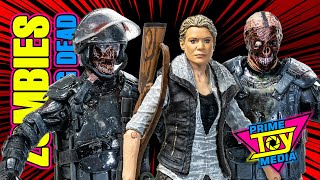 Unboxing The Walking Dead TV Series Andrea & Zombies | 5 Minute Toy Review