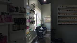 Novel Nail And Beauty in Le Claire, IA  - Cần Bán Tiệm