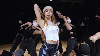 [4K 60fps] LISA - 'MONEY' DANCE PRACTICE VIDEO (BLACKPINK)