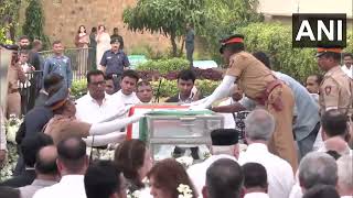 Ratan Tata Death| Ratan Tata’s closest aide Shantanu escorts his mortal remains