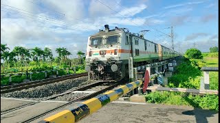 Extreme Furious Howrah Azimganj Special Express 110Kmph Speed Move Out Railgate