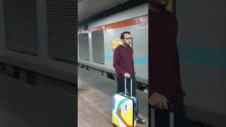 Shatabdi Express mein aaya Pushpa Raj #shorts #railway #vlogs