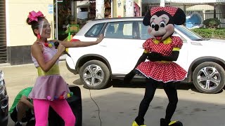 ¡Visita Mágica de Minnie!