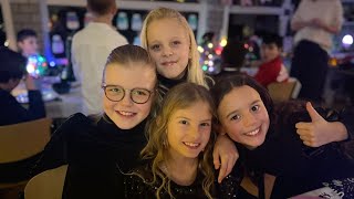 ⛄️Mozarella sneeuwpopjes & KERSTfeest op school 🤶🏻🎄🪩💃 #kerst #mozarellacheese #snowman #dansen