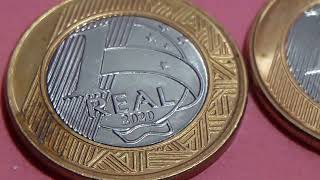 ERROR RAYAS DE BAJO Y DE Y DENTRO DE LA FECHAS 2      MONEDAS DE 1 REAL DE 2020 BRASIL