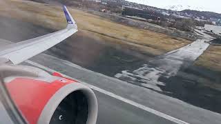 SAS A320NEO Departure from a rainy Tromsø Airport [SE-ROT]