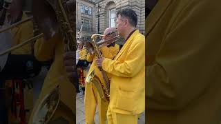 Highland Jive! The Jive Aces and Cody with “When The Saints” in Edinburgh!