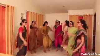 இல்லத்தரசிகளின் கலக்கலான லுங்கி டான்ஸ Tamil Unthys Lungi Dance