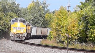 Train Action with INSANE CN LASHUP,  BCOL, WC, SD70AH-T4 Leader, Curve Action, SD70ACe duo & more!