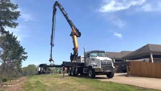 Hall’s Tree Service Western Star truck