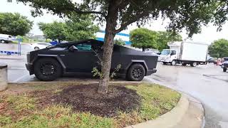 #Cybertruck in Rain #Cybertruck open trunk  #Tesla Gigafactory