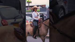 Amazonas Colombianas en Calarcá - Valle #cabalgata #caballos #amazonascolombianas