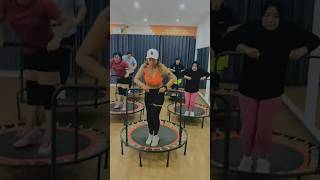 Trampoline Dance Fitness Indonesia #coachmamina #slowmotion #sorotan #fyp