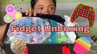 Unboxing New Fidget!!! | Vlog ##7