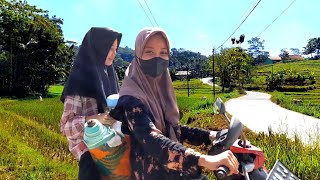 Gadis Desa Cantik Mau Ngirim Makan Ayahnya ke Sawah. Desa kalirejo karanggayam-kebumen jawa tengah