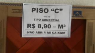 Pisos de chão em promoção na loja "O Baratão dos Pisos"