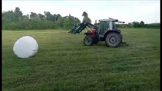 First haylage day blues and the ih 766 on the baler!!!