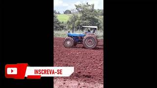 Ford 6630 na niveladora de 28 discos