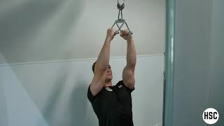 CLOSE GRIP LAT PULL DOWN