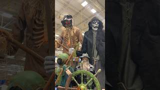 NEW LOWES HALLOWEEN ANIMATRONICS 🎃 #shorts #lowes #halloween #animatronics #spooky #scary