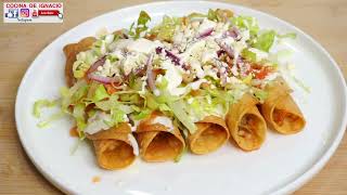 Taquitos de pollo y salsa de jitomate. #cocinadeignacio #taquitos #tacosdorados