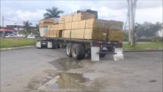 Amateur Backing Up A Flatbed Semi