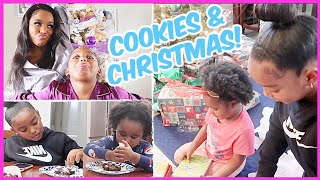 DECORATING CHRISTMAS COOKIES & OPENING PRESENTS WITH MY BABY COUSIN | YOSHIDOLL