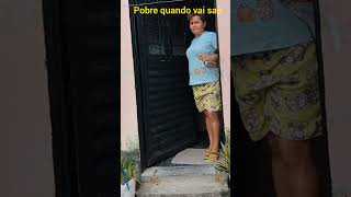 POBRE quando SAI de 🏠😱 #comediamemes #shortsvideo #humor#youtubeshorts #comedia#memes