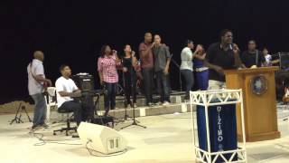 This Is The Day - Fred Hammond - Adiel Ferr e Banda "Este é o dia" Cover