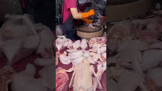 Chicken Meat Cutting in Taiwan Market.😲 #ofwtaiwan #food #taiwanlife #chicken #viralshort